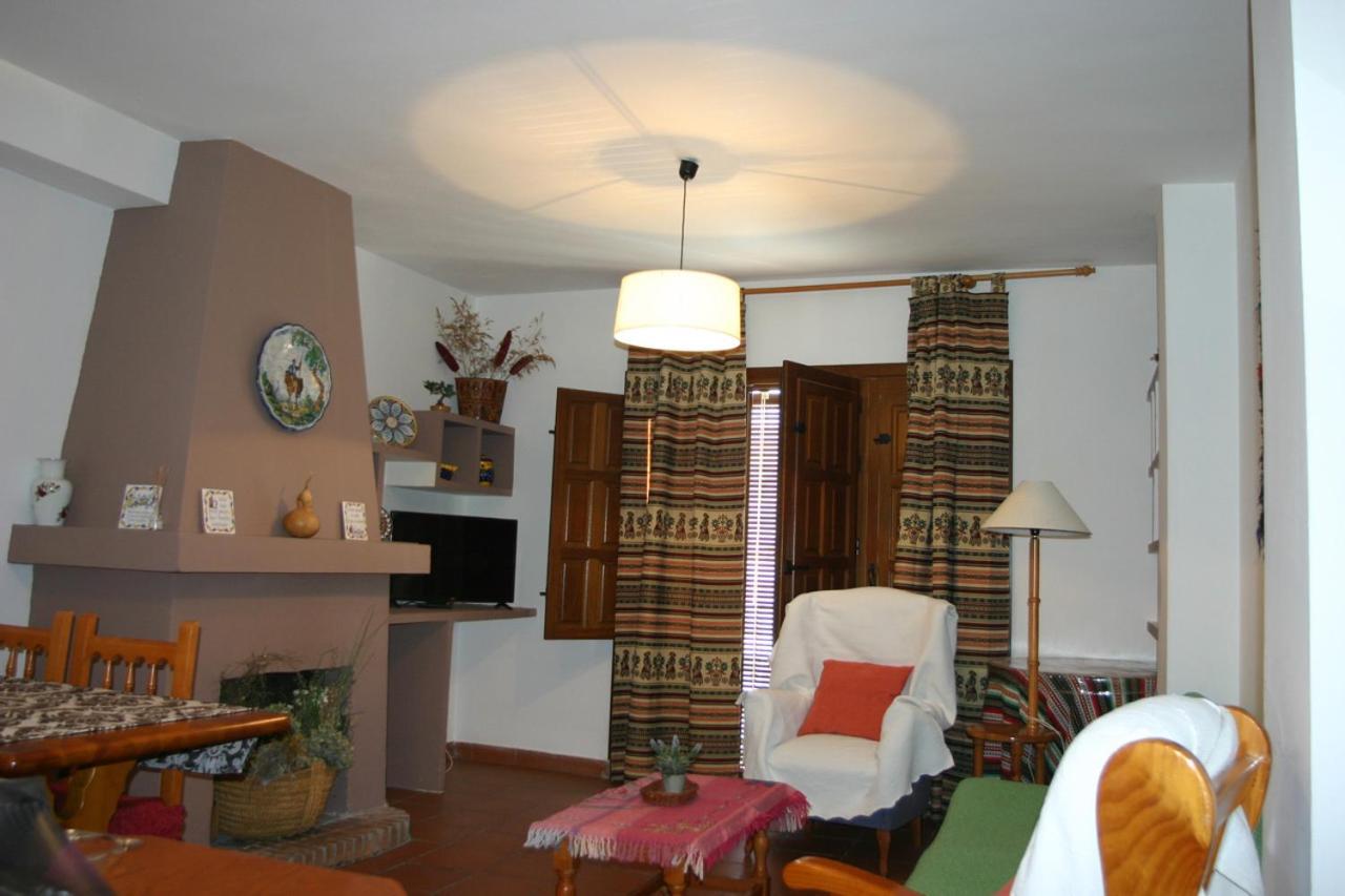 Apartamentos Y Casas Rurales Las Terrazas De La Alpujarra 부비온 외부 사진