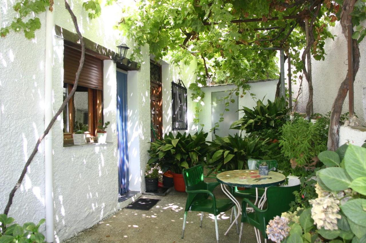 Apartamentos Y Casas Rurales Las Terrazas De La Alpujarra 부비온 외부 사진