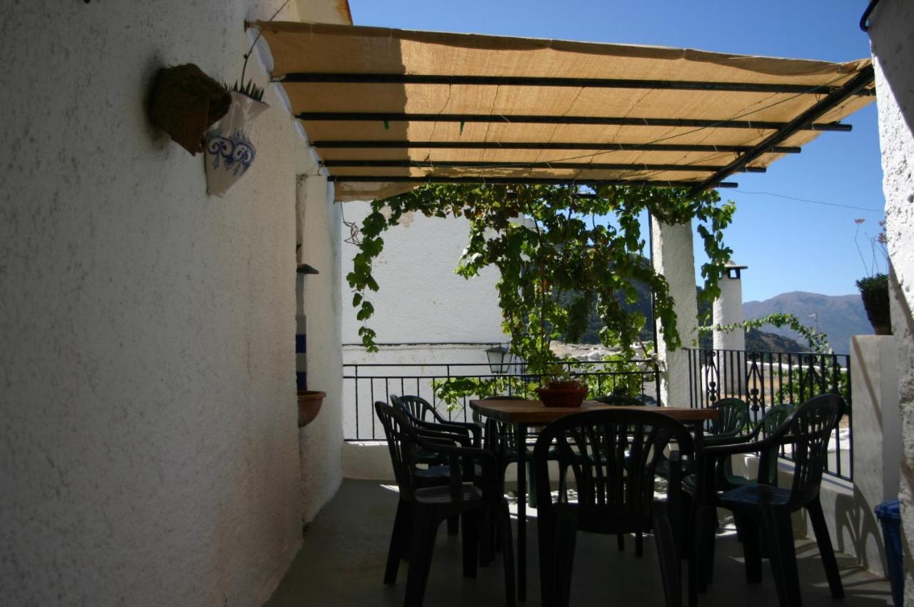 Apartamentos Y Casas Rurales Las Terrazas De La Alpujarra 부비온 외부 사진